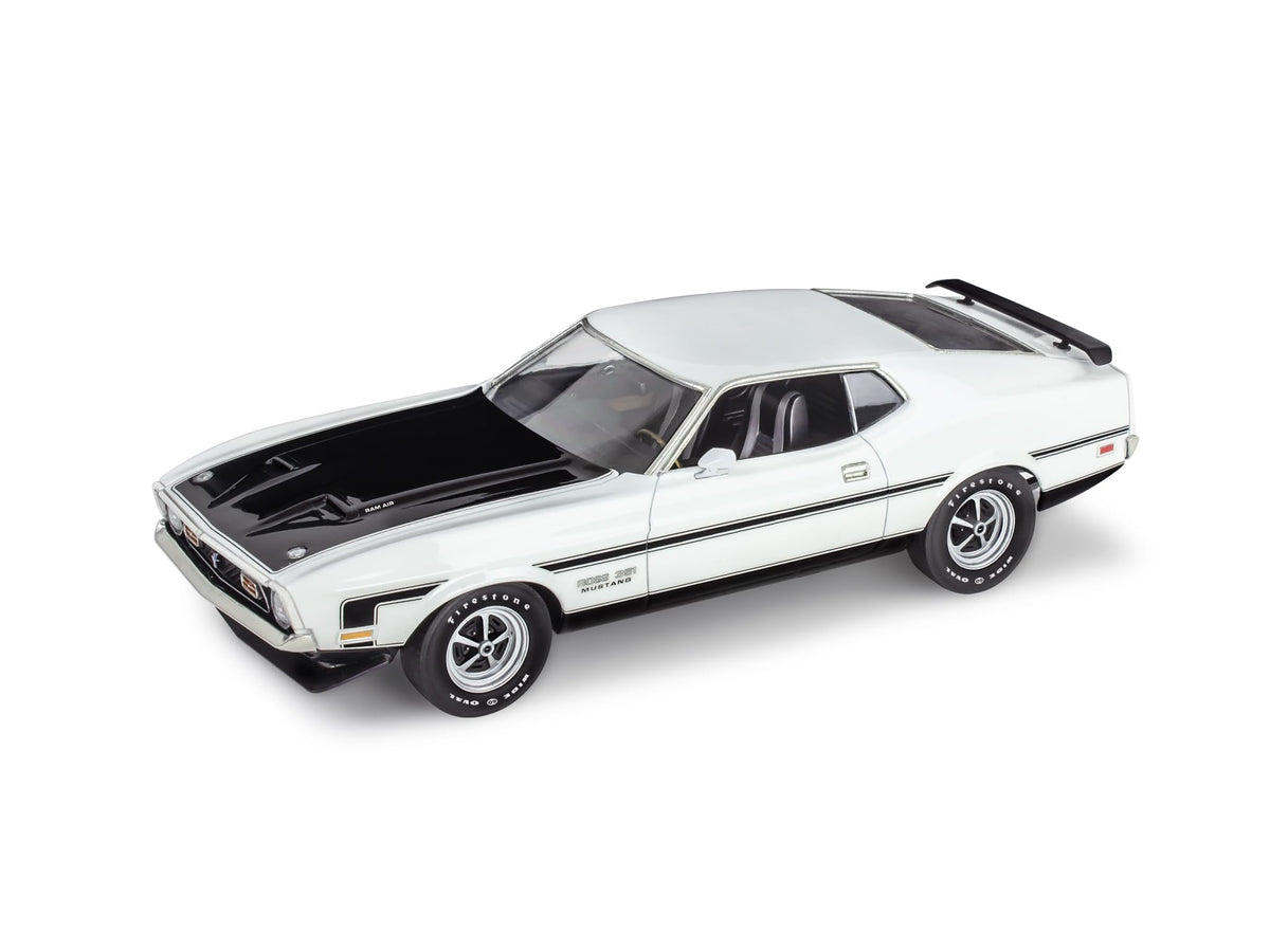 Level 4 Model Kit 1971