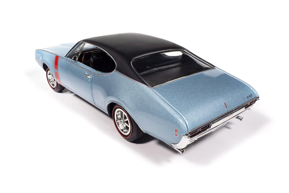 American Muscle 1968 Oldsmobile Holiday Coupe 442 Hemmings Muscle Machines - Code F Teal Frost 1/18 Scale Diecast