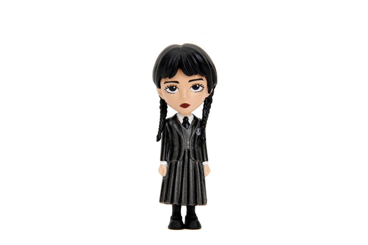 Jada Wednesday 2.5" Metalfigs 4-Pack – Durable Die-Cast Collectible Figurines – Includes Wednesday, Enid, Thing, Morticia – Ages 8+ – Vibrant Color Details, for Collectors & Fans