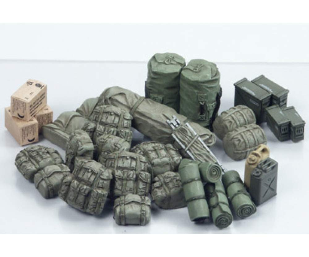 Tamiya Models Modern U.S. Military Equipment Set – Toy