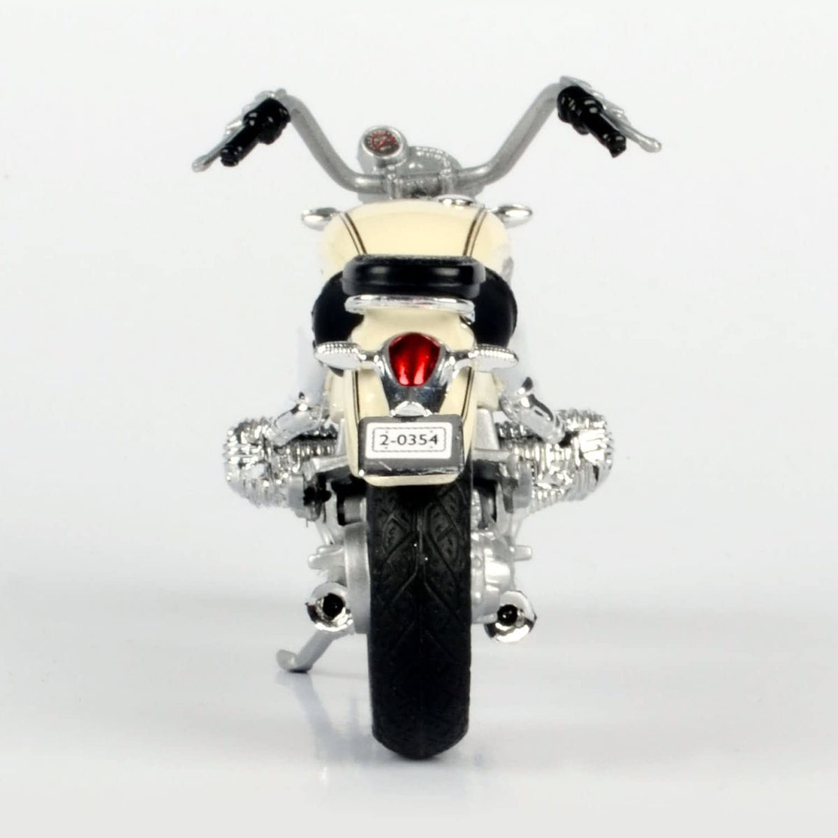 Motormax James Bond BMW R1200C Model Bike Motorcycle Tomorrow Never Dies 007 Edition 79845