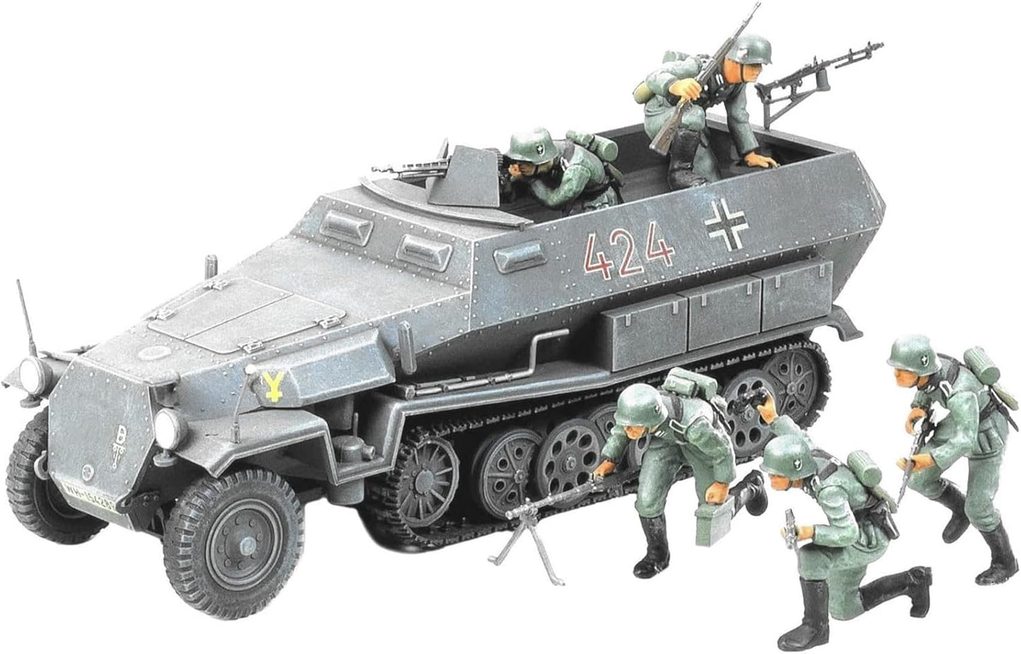 Tamiya 35020 1/35 German Hanomag SDKFZ 251/1 Plastic Model Kit – Toy