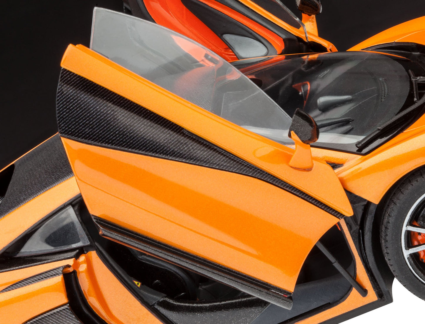 Revell McLaren 570S